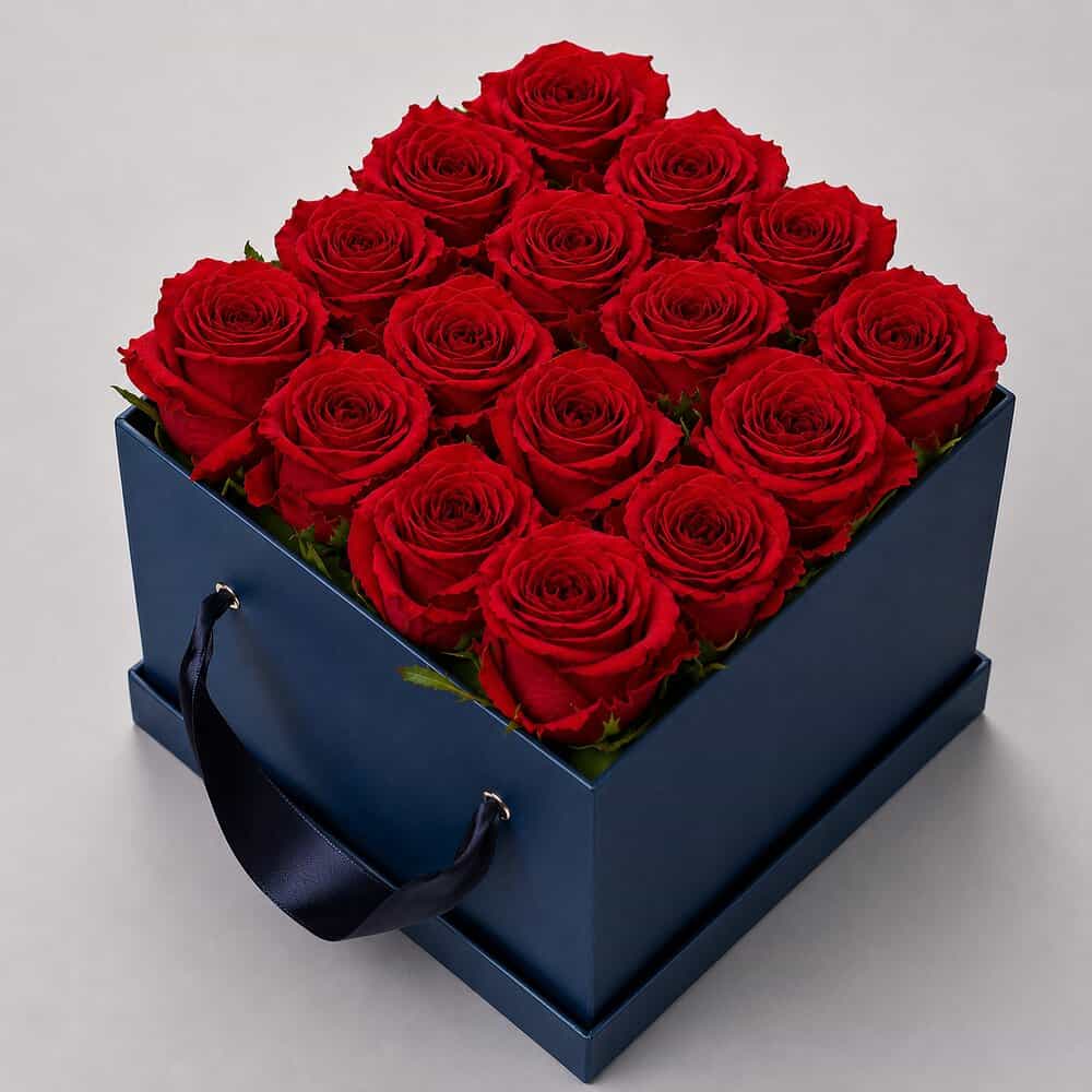 Rosa – Flowerbox Rote Rosen – Blumenstrauß vom Münchner Floristen