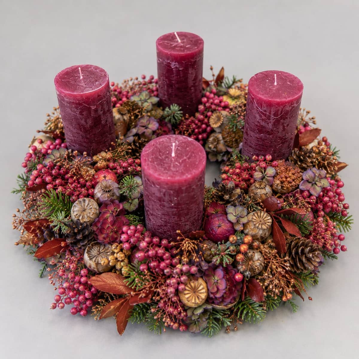 Adventskranz Kaminfeuer – frisch gebundener Blumenstrauß